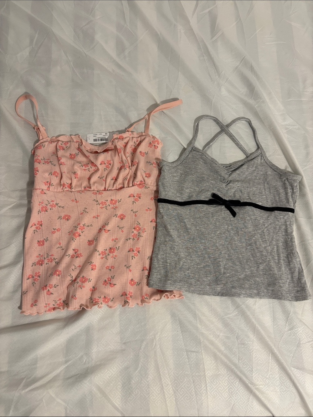 Set of 2 tank tops